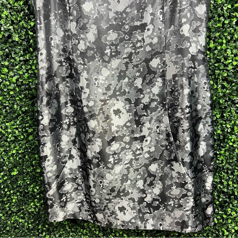 MICHAEL MICHAEL KORS | Lightweight Jacquard Shift Dress - Picture 5 of 11